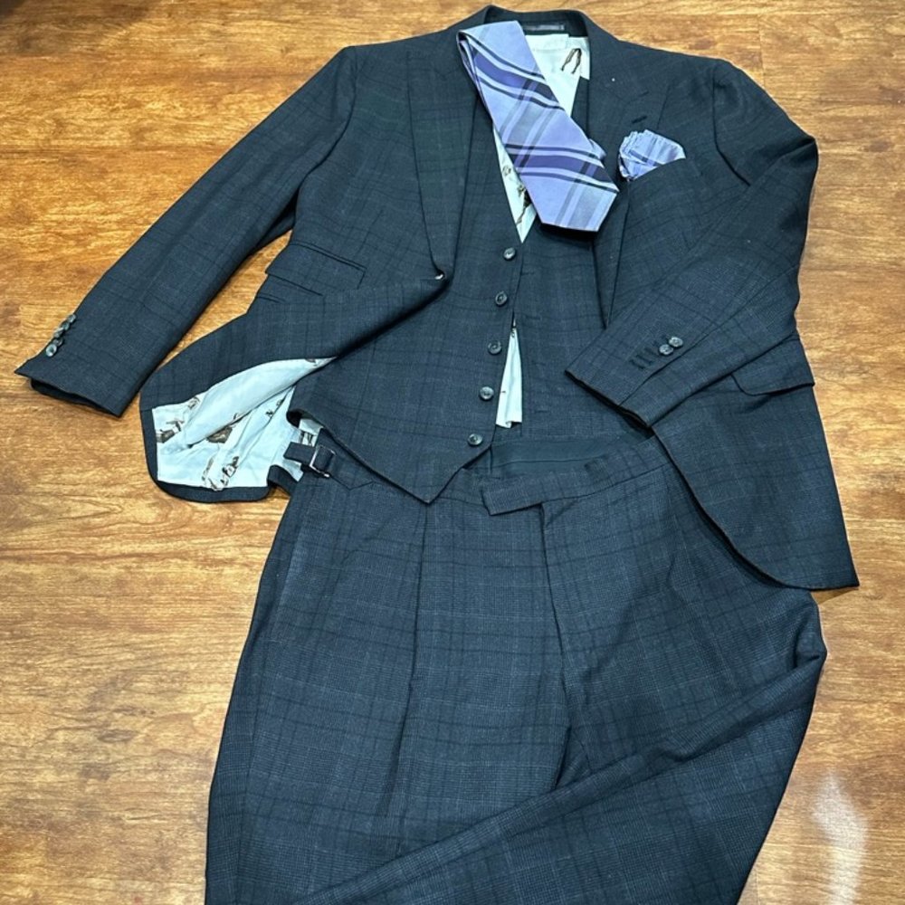 Charcoal Plaid Suit with Retro Pin-Up Girls Lining - A Twist to Classic Style